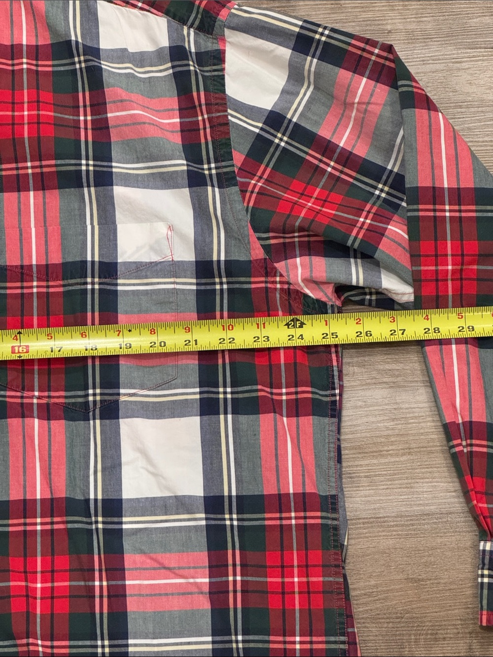 Vintage Nautica Red Navy White Tartan Plaid Button-Down Shirt Size Large - Picture 11 of 11